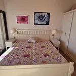 3 Pièces Avec Wifi Et Piscine, Vue Sur à - Fr-1-780-91 Appartamento
