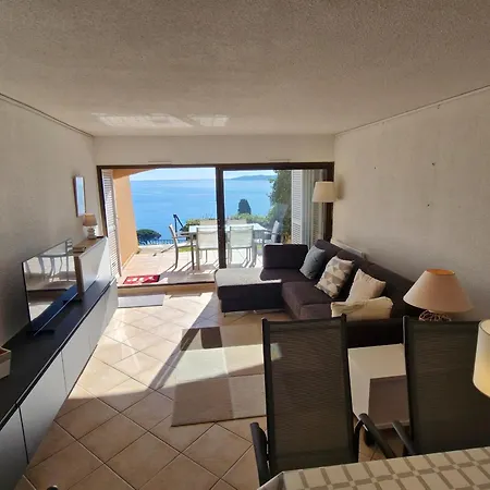 3 Pièces Avec Wifi Et Piscine, Vue Sur à - Fr-1-780-91