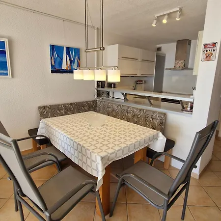 3 Pieces Avec Wifi Et Terrasse A - Fr-1-780-91 Apartamento Sainte-Maxime